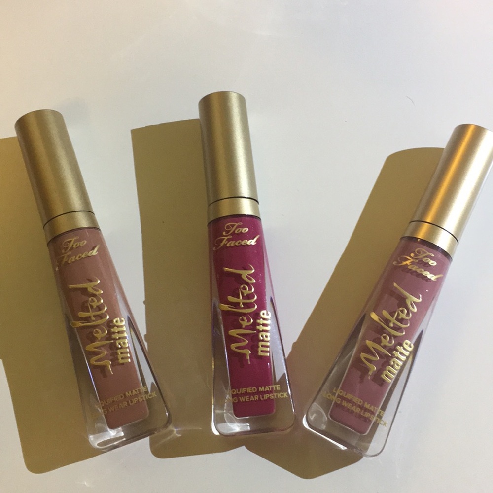 Melted matte lipstick set